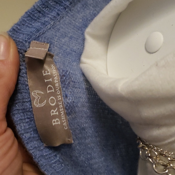 BRODIE Cashmere sweater 100% Cashmere - Picture 5 of 6